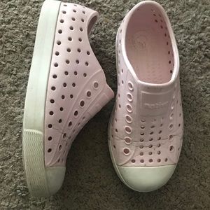 Pink Girls Native slip on shoes toddler size 10
